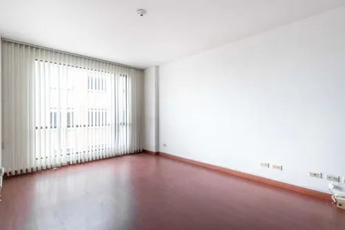 Oficina En Arriendo En Porciúncula. Cod A14391