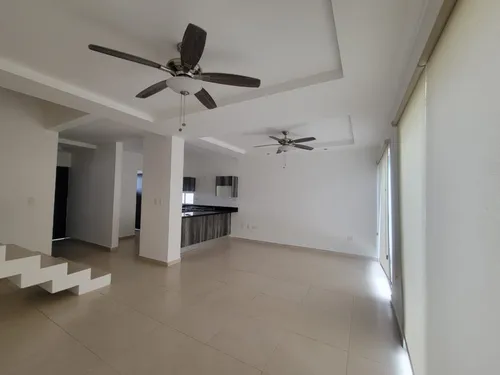 Casa Renta Cancún Privada Altus I