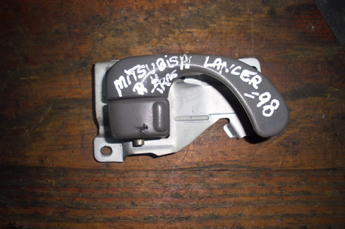 Vendo Manigueta Trasera Derecha De Mitsubishi Lancer, Año 98