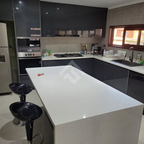 Parcela De Agrado En Venta En Limache