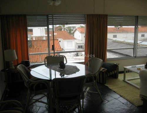 Imagen 9 de 18 de Apartamento En Venta, Península. Oportunidad!!