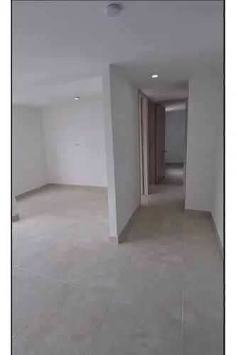 Venta De Apartamento En Brisas De Los Álamos, Norte De Cali, 8945.