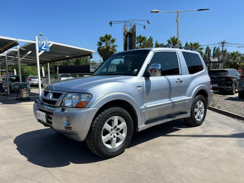 Mitsubishi Montero 3.8 Mivec 2 Puertas