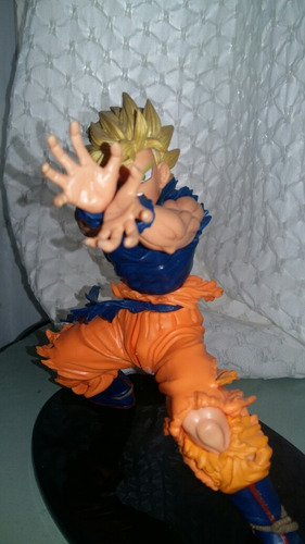 Dragón Ball Goku Banpresto (Usado)