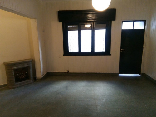 Imagen 3 de 12 de Casa De 3 Dormitorios Reciclada A Nuevo Con Terraza - Dueño