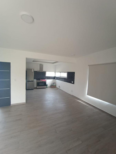 Quinta En Venta - 3 Dormitorios 2 Baños - Villa Astolfi, Pilar