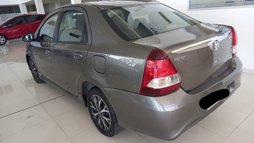 Imagen 4 de 8 de Toyota Etios Xls 4p Cvt 2019