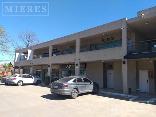 Imagen 3 de 10 de Local En Alquiler/ Venta De 70 M2 En Tortuguitas Point
