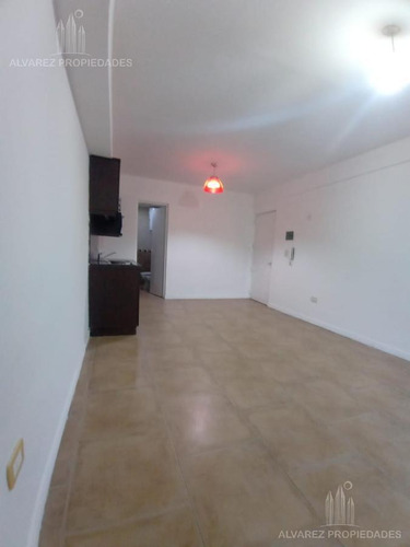 Imagen 10 de 18 de Departamento - Moron Sur