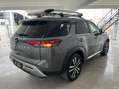 Nissan Pathfinder 3.5 Exclusive 2Wd At