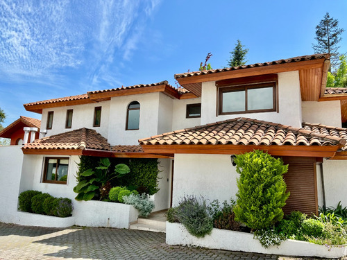 Se Arrienda Casa En Condominio, Camino Otoñal