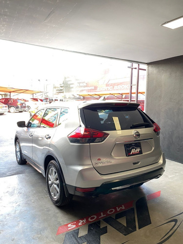Imagen 6 de 14 de Nissan X-trail 3 Row 2018