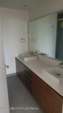 Imagen 3 de 14 de Departamento En Renta En Parques Parques Calle Lago Alberto 21-873