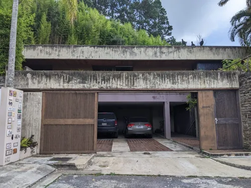 Bella Casa En El Arroyo