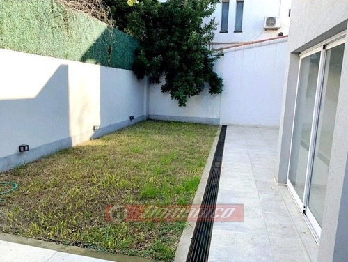 Imagen 23 de 24 de Casa En Venta En Castelar Norte