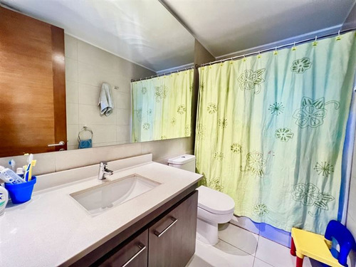 Departamento En Venta De 3 Dorm. En Lo Barnechea
