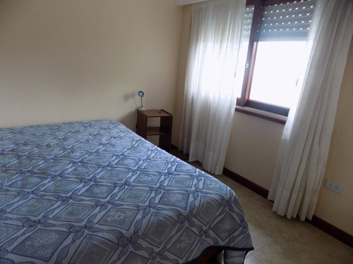 Chalet De 5 Ambientes, Galpon De 12x20 Mts, Bascula P/70 Toneladas Y Oficina