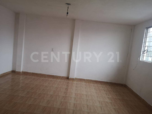 Venta De Edificio En Avenida Las Torres, Iztapalapa, Cdmx