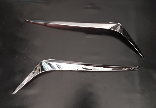 Accesorios Cromados Farolas Chevrolet Tracker