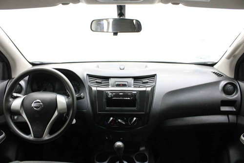 Nissan Doble Cabina Np300 2020
