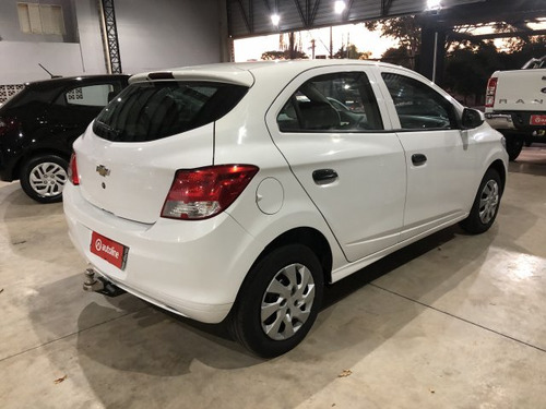 Chevrolet Onix Onix 1.0 MPFI LS 8V FLEX 4P MANUAL