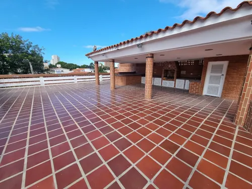 Casa De 3hab Y 5 Baños