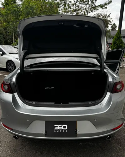 Mazda 3 2.0 Touring At Hibrido Ligero - Mhev