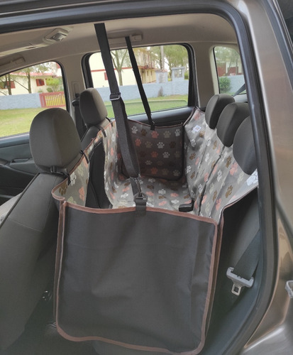 Imagem 4 de 9 de Capa Pet Carro - Banco Inteiro Ou Metade - Várias Estampas