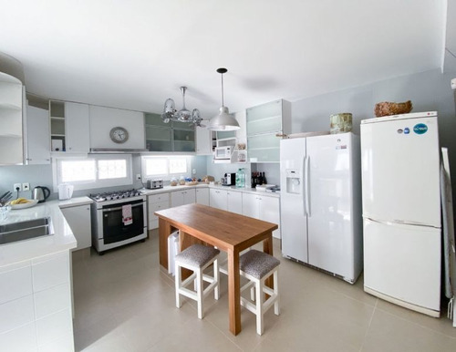 Venta De Casa 2 Dormitorios En Península, Punta Del Este