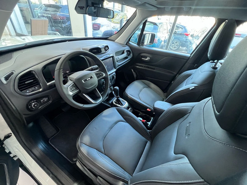 Jeep Renegade 1.3T Longitude At6 Fwd