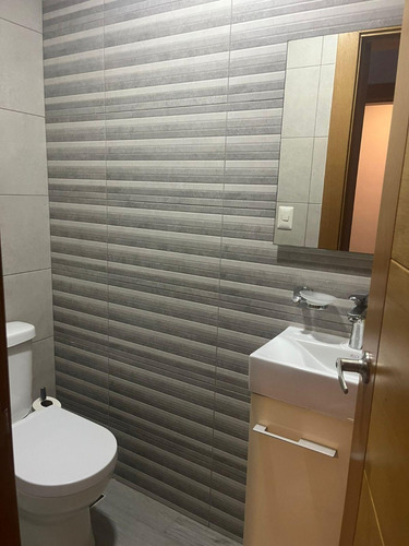 For Rent Amueblado De 2 Habitaciones Y 2 Parqueos Piso 9, Piscina, Gym, Terraza, Lobby De Lujo