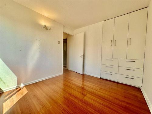 Departamento En Venta De 2 Dorm. En Providencia
