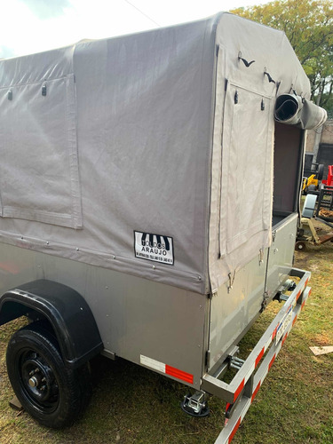 Imagen 2 de 8 de Trailer Carpa 2021 Con Tres Camas Removibles