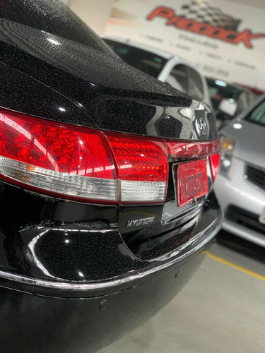 Imagem 8 de 9 de Hyundai Azera 2009 3.3 Gls Aut. 4p