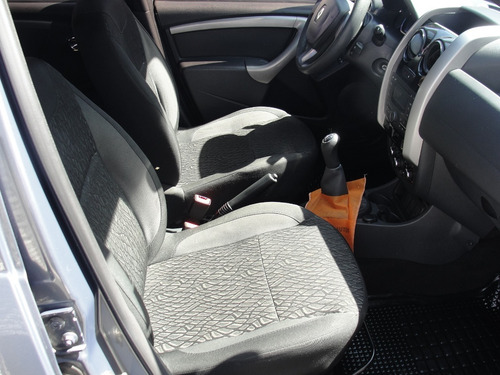 Imagen 9 de 22 de Renault Duster 1,6 Expression 2017 Con Gnc