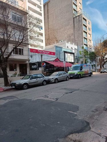 Local Comercial 21 De Setiembre En Venta (ref: Ksk-891)