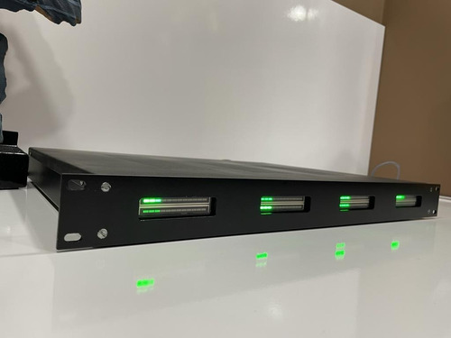Imagem 3 de 5 de Vu Meter Padrao Rack Stereo, Com Entradas E Saidas