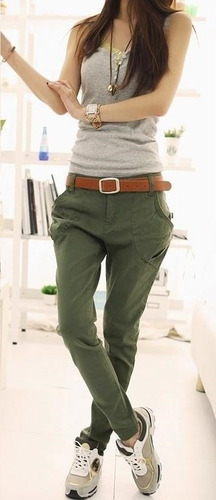 Pantalon Casual Color Army Green.