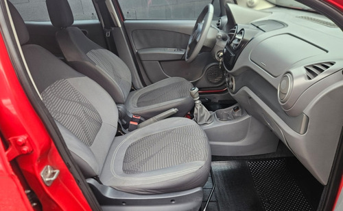 Fiat Palio 1.4 MPI ATTRACTIVE 8V FLEX 4P MANUAL