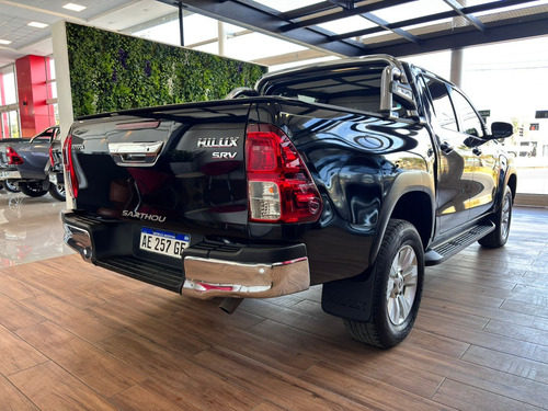 Toyota Hilux Pick-Up 2.8 Cd Srv 177cv 4x4 At