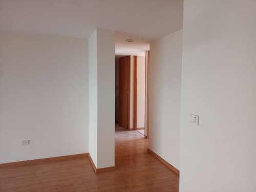 Renta Departamento Con Balcón -excelente Ubicación En La Nápoles-