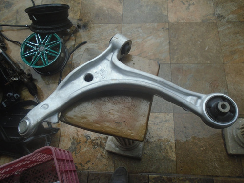 Vendo Brazo Delantero Derecho De Honda Odyssey Año 2007