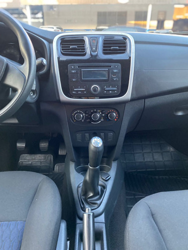 Renault Sandero Expression 1.6 16V SCe (Flex)