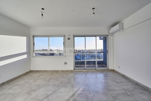 Imagen 4 de 30 de Venta Departamento 3 Amb En Moron Sur (3°a)