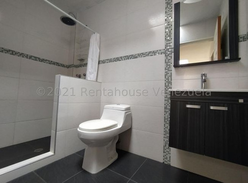 Imagen 5 de 12 de Townhouse En Venta En El Limon 22-13309 Jcm