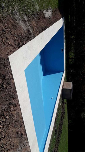 Imagen 3 de 5 de Piscinas De Hormigón
