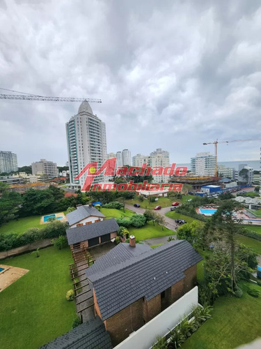 Apartamento En Venta En Torre Esmeralda De 3 Dormitorios , En Punta Del Este