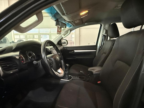 Toyota Hilux 2.8 Dc 4x4 Tdi Srv L20 2020