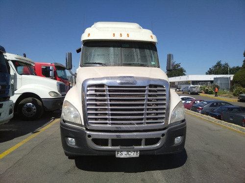 Imagen 3 de 21 de Tracto Camion Freightliner Cascadia 2013, Oportunidad