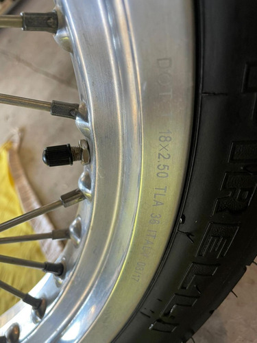 Imagen 14 de 22 de Moto Guzzi V7 Iii Special